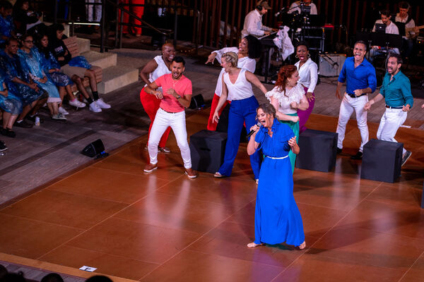 Photo Flash: See Norm Lewis, Jennifer Nettles, Phylicia Rashad & More at Broadway Inspirational Voices' Little Island Concert Image