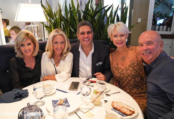 Photo Flash: Jill & Rich Switzer Bring Cabaret to Table 26 Image
