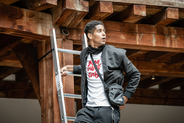 Photo Flash: First Look at ROMEO & JULIET at Shakespeare's Globe Image