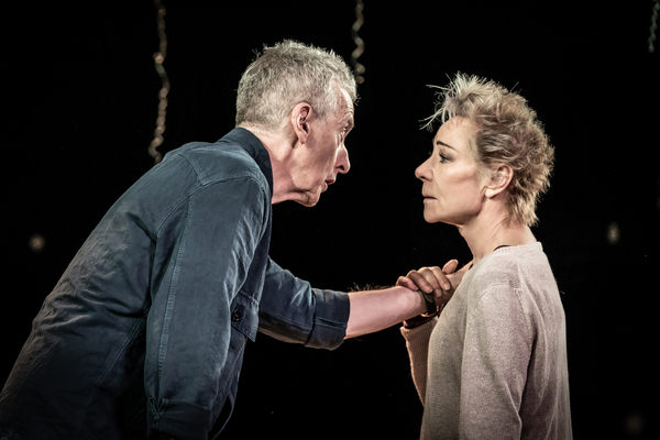 Photo Flash: First Look at Zoe Wanamaker and Peter Capaldi in CONSTELLATIONS Image
