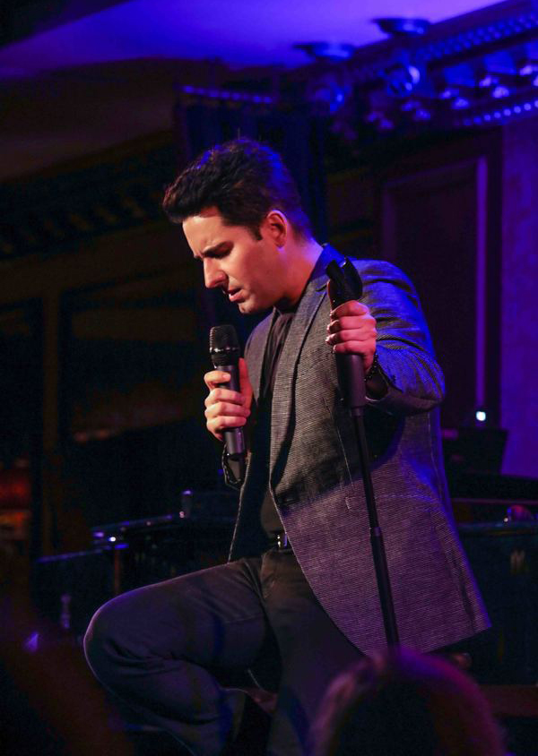 Interview: John Lloyd Young of SOLID GOLD in Las Vegas and Online  Image