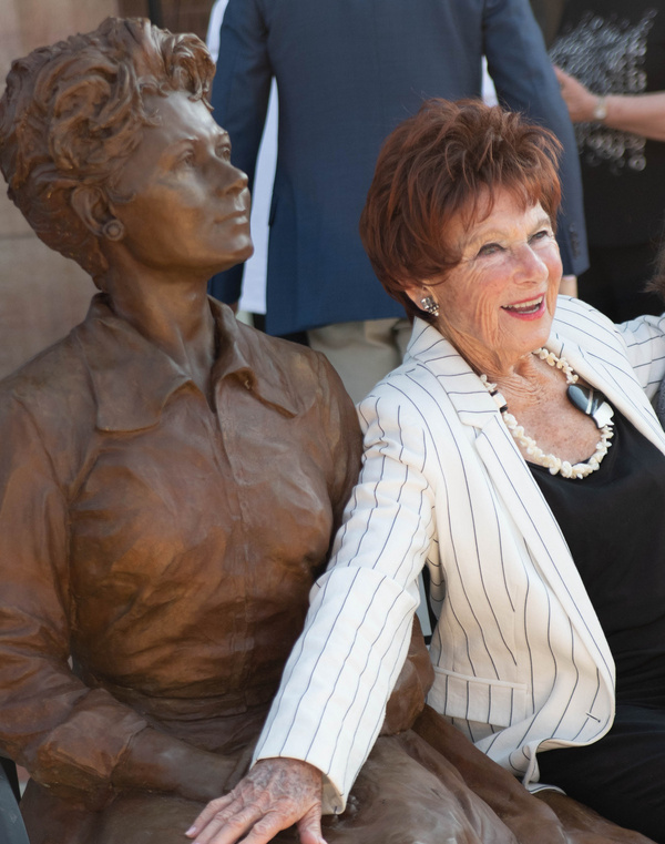 Photos: Hometown Theater Honors Marion Ross With Bronze Statue 