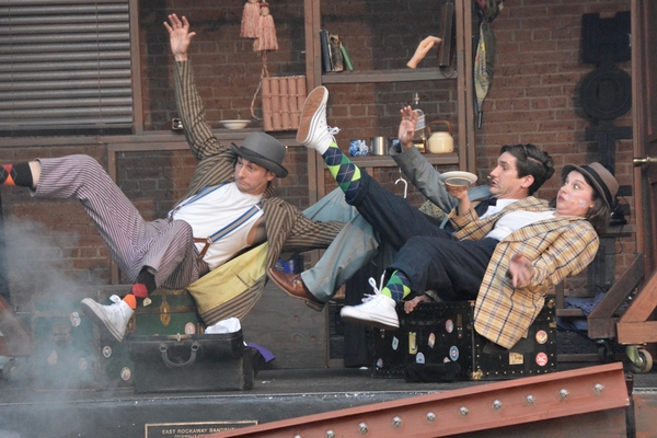 Photos: First Look at The Strongbox Theater's THE 39 STEPS Image