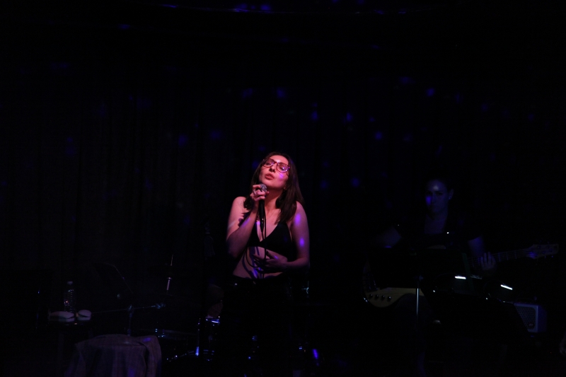 Review: ALEXIS MOLNAR SINGS THE FIONA APPLE SONGBOOK Transcends Barriers at Don't Tell Mama 
