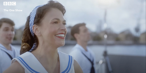 Watch Sutton Foster Perform Title Number of ANYTHING GOES! Video