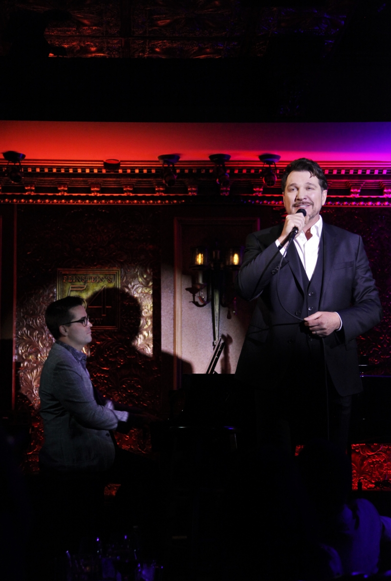 Review: AN ENCHANTED EVENING at Feinstein's/54 Below Is Easy When PAULO SZOT  Is On The Stage  Image
