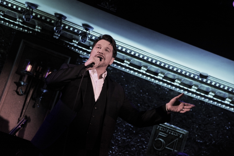 Review: AN ENCHANTED EVENING at Feinstein's/54 Below Is Easy When PAULO SZOT  Is On The Stage 