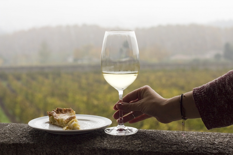 The VINHO VERDE Portuguese Wine Region Produces Outstanding Varietals Image
