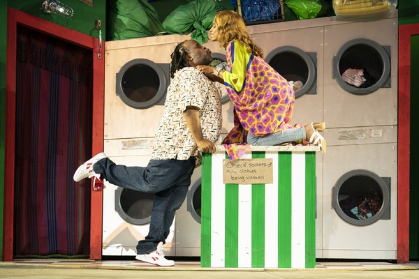 Photos: First Look at Free Shakespeare in the Park's MERRY WIVES Image