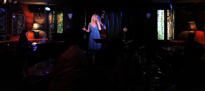 Review: HOT SUMMER NIGHTS JAZZ SERIES: KATE BAKER And Pangea Are All Kinds Of Cool 