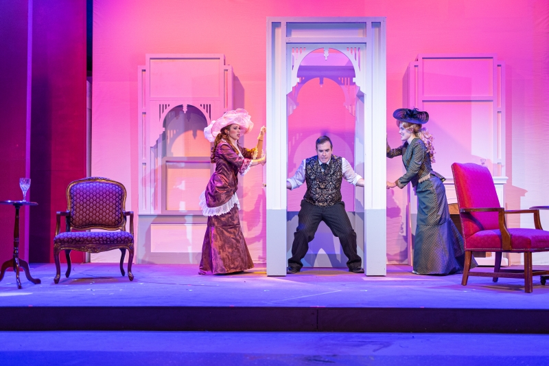 Review: A GENTLEMAN'S GUIDE TO LOVE AND MURDER at Osceola Arts Image
