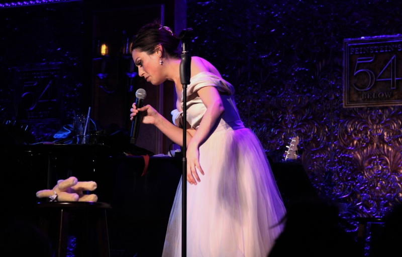 Review: Natalie Walker Celebrates Life, Artistic Expression, and Originality in MAD SCENES At 54 Below 