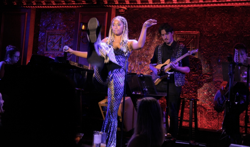 Review: MARIA WIRRIES Wows Crowd In Solo Feinstein's/54 Below Show  Image