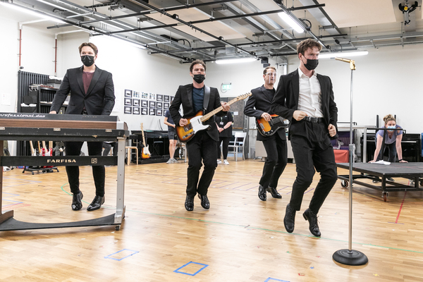 Photos: JERSEY BOYS Rehearses for the West End Image