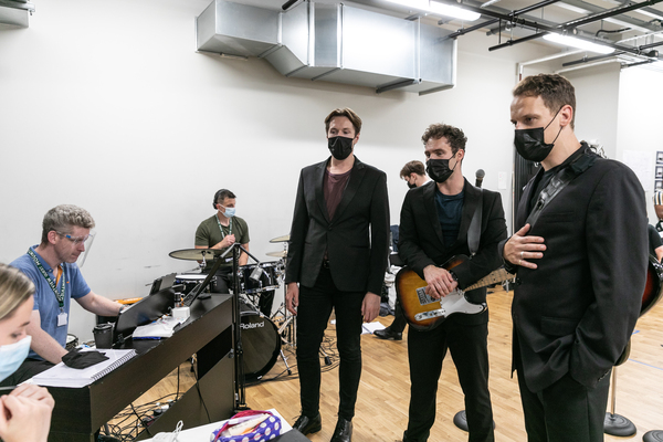 Photos: JERSEY BOYS Rehearses for the West End Image