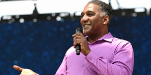 BWW Review: A BROADWAY CELEBRATION Brings the Music Back at Heinz Field Photo
