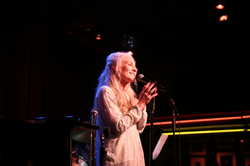 Photo Flash:  Gene Reed Captures July 27th THE LINEUP WITH SUSIE MOSHER at Birdland 