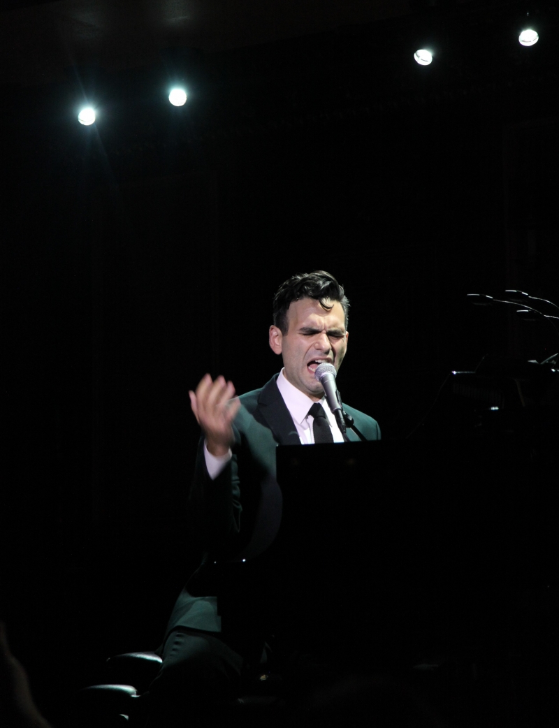 Review: JOE ICONIS Defines Originality and Family at Feinstein's/54 Below 