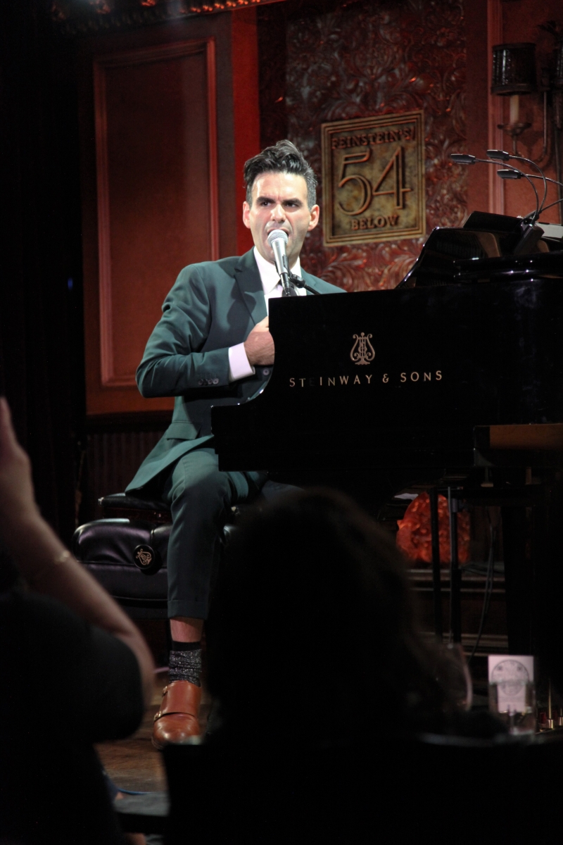 Review: JOE ICONIS Defines Originality and Family at Feinstein's/54 Below 