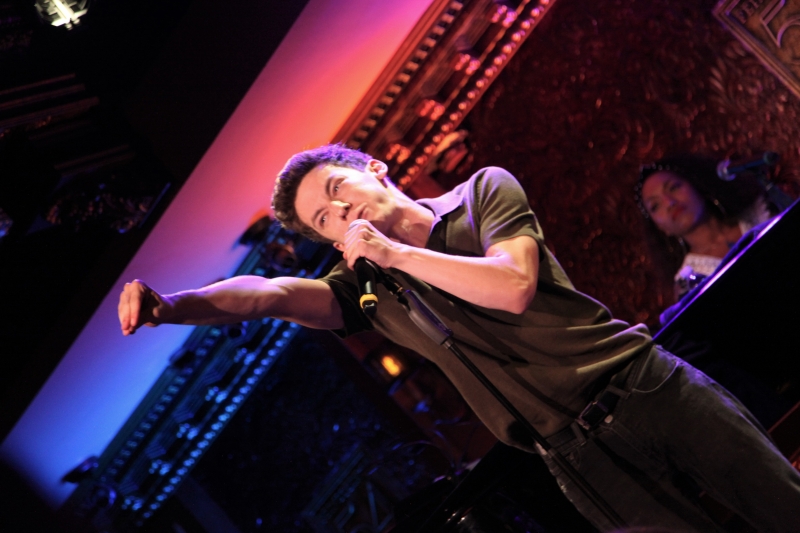Review: JOE ICONIS Defines Originality and Family at Feinstein's/54 Below 