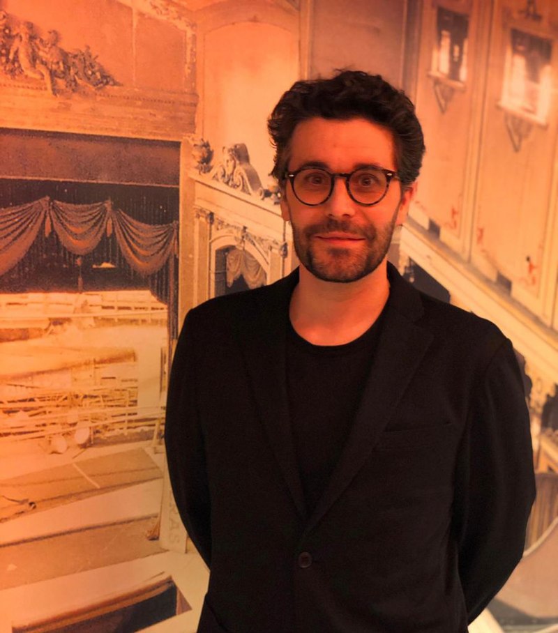 De Cerca: David Pintó analiza 'Send In the Clowns' Image