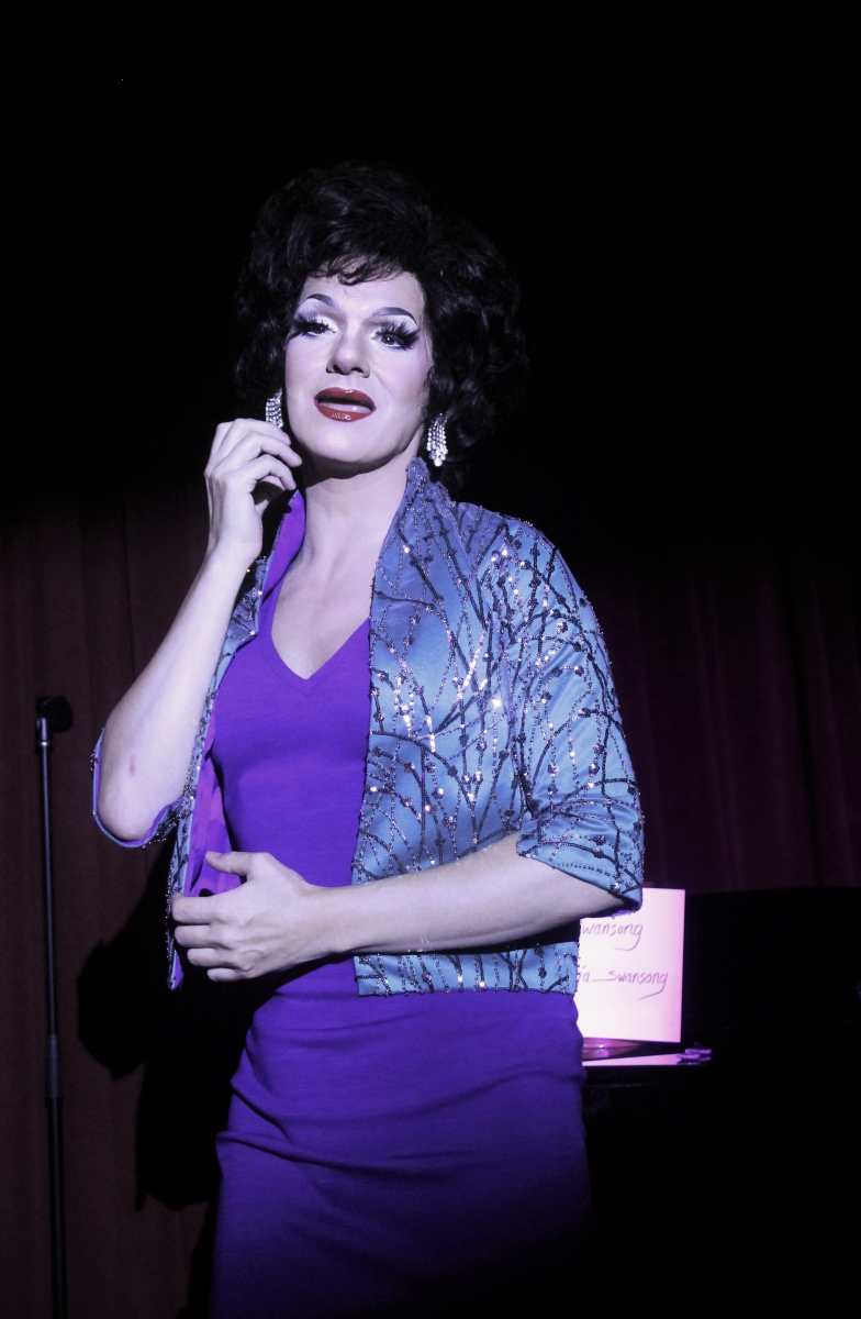 Review: Gloria Swansong's Weekly JUDY GARLAND Show Livens Up A Night Out In A New Club Called THE Q 
