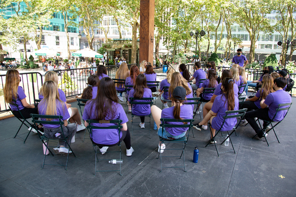 Ali Stroker and BroadwayEvolved students Photo