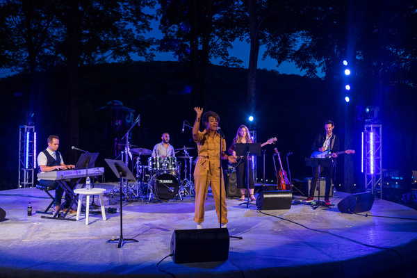 Photos: Ariana DeBose Performs at SHAG Festival Image