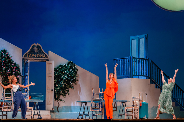 Photo Flash: Get A First Look At MAMMA MIA! In Belgium Image
