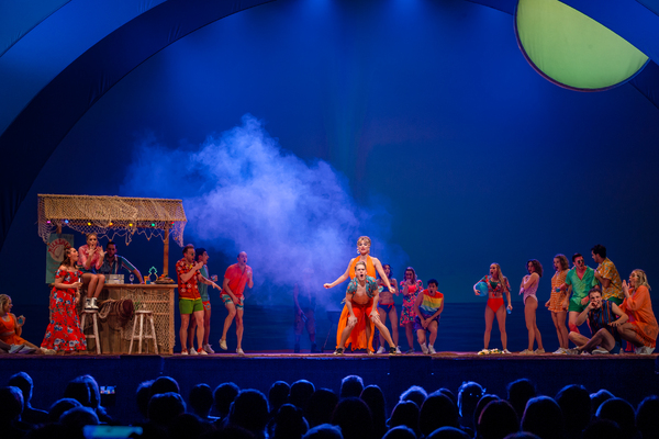Photo Flash: Get A First Look At MAMMA MIA! In Belgium Image