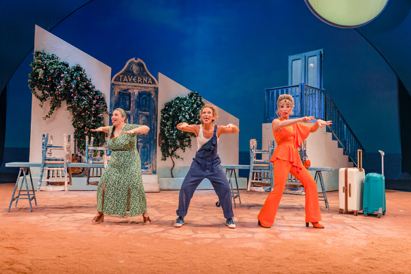 Photo Flash: Get A First Look At MAMMA MIA! In Belgium Image