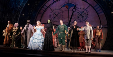 Photo: WICKED Tour Resumes with First Bow in Dallas! Photo