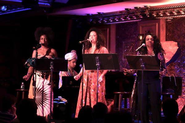 Photos: Inside Andre De Shields' BLACK BY POPULAR DEMAND At Feinstein's/54 Below Image