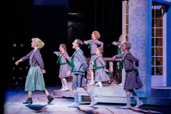 Kate Rockwell and the Von Trapp Children Photo