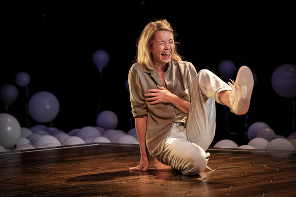 Photos: First Look at Anna Maxwell Martin and Chris O'Dowd in CONSTELLATIONS Image