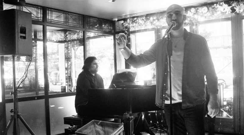 Review: Ari Axelrod Brings All He's Got To The Westbank Cafe 