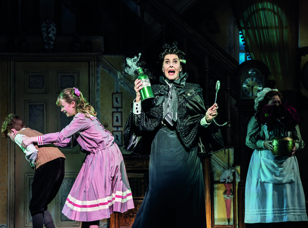 Photos: MARY POPPINS Reopens in the West End Starring Zizi Strallen & Charlie Stemp Image