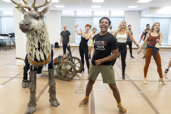 Photos: Disney's FROZEN North American Tour Heads Back Into Rehearsals Image