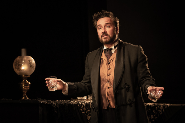 Photos: Tom Stoppard's LEOPOLDSTADT Reopens at Wyndham's Theatre Image
