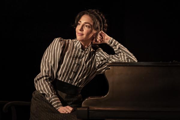Photos: Tom Stoppard's LEOPOLDSTADT Reopens at Wyndham's Theatre Image