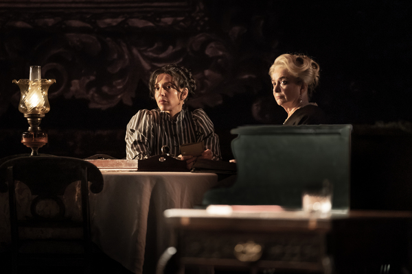 Photos: Tom Stoppard's LEOPOLDSTADT Reopens at Wyndham's Theatre Image
