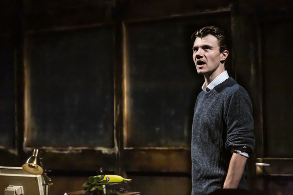 Photos: First Look at WHEN DARKNESS FALLS at Park Theatre Image