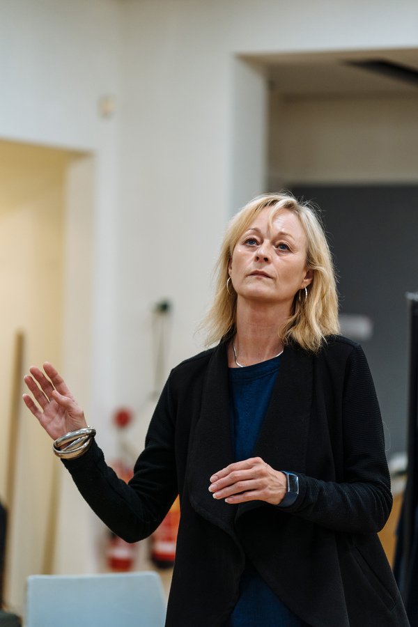 Photos: Inside Rehearsal For THE MEMORY OF WATER at the Hampstead Theatre  Image