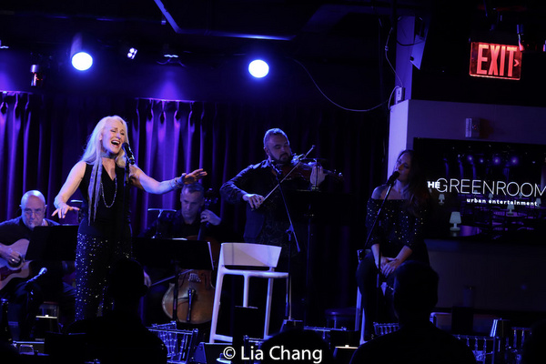 Photos: Elizabeth Ward Land Performs STILL WITHIN THE SOUND OF MY VOICE- THE SONGS OF LINDA RONSTADT Image
