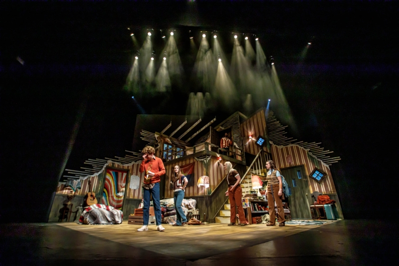 Review: DAYS OF RAGE at Playhouse On The Square Image