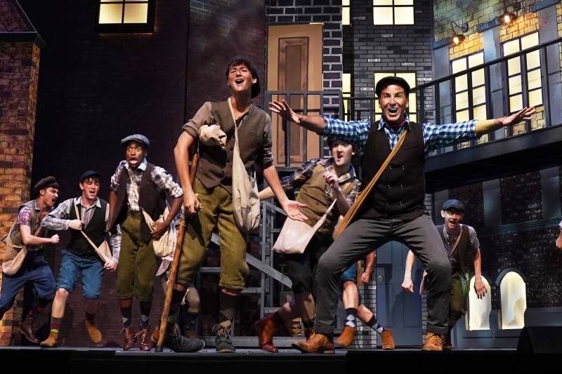 Review: NEWSIES at The Henegar Center Image