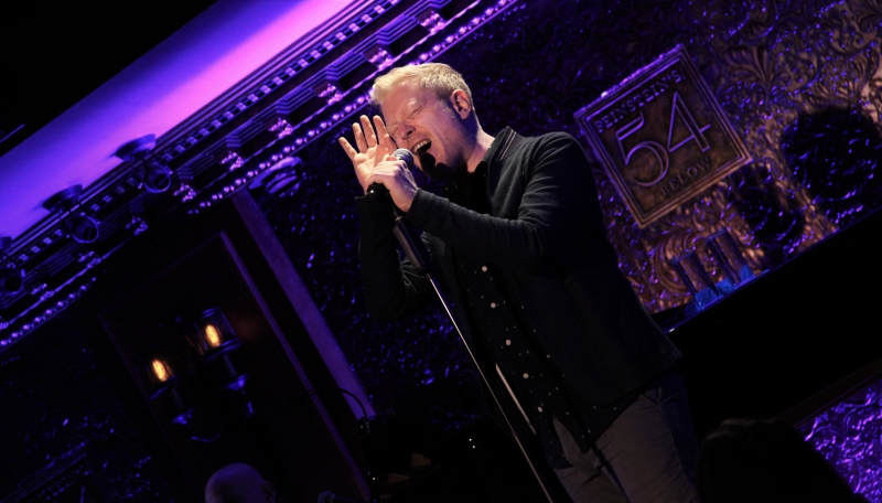 Review: Anthony Rapp Is A Mild-Manner Rock Singer In UNPLUGGED At Feinstein's/54 Below  Image