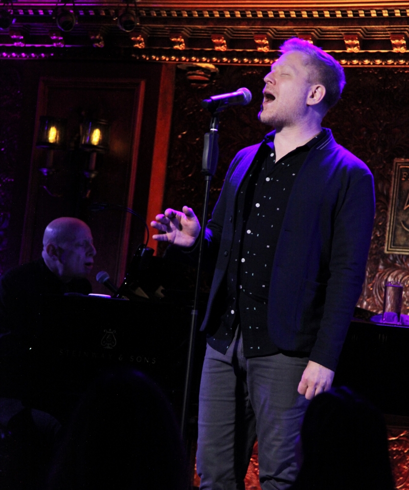 Review: Anthony Rapp Is A Mild-Manner Rock Singer In UNPLUGGED At Feinstein's/54 Below  Image