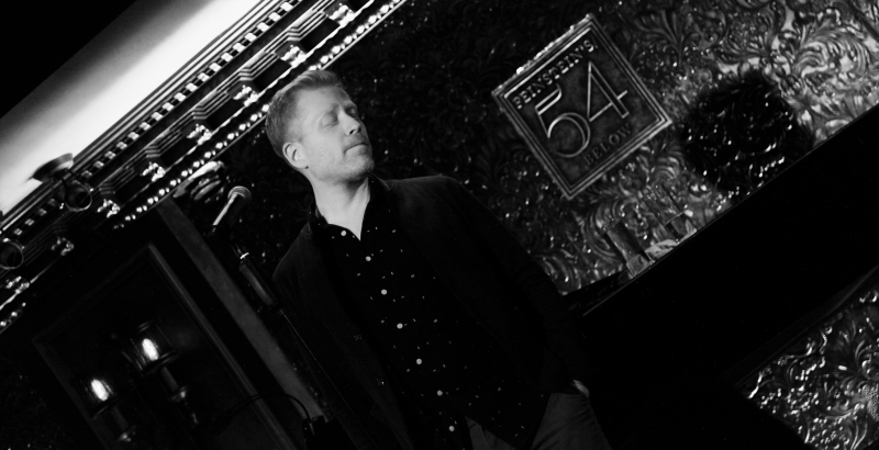 Review: Anthony Rapp Is A Mild-Manner Rock Singer In UNPLUGGED At Feinstein's/54 Below 