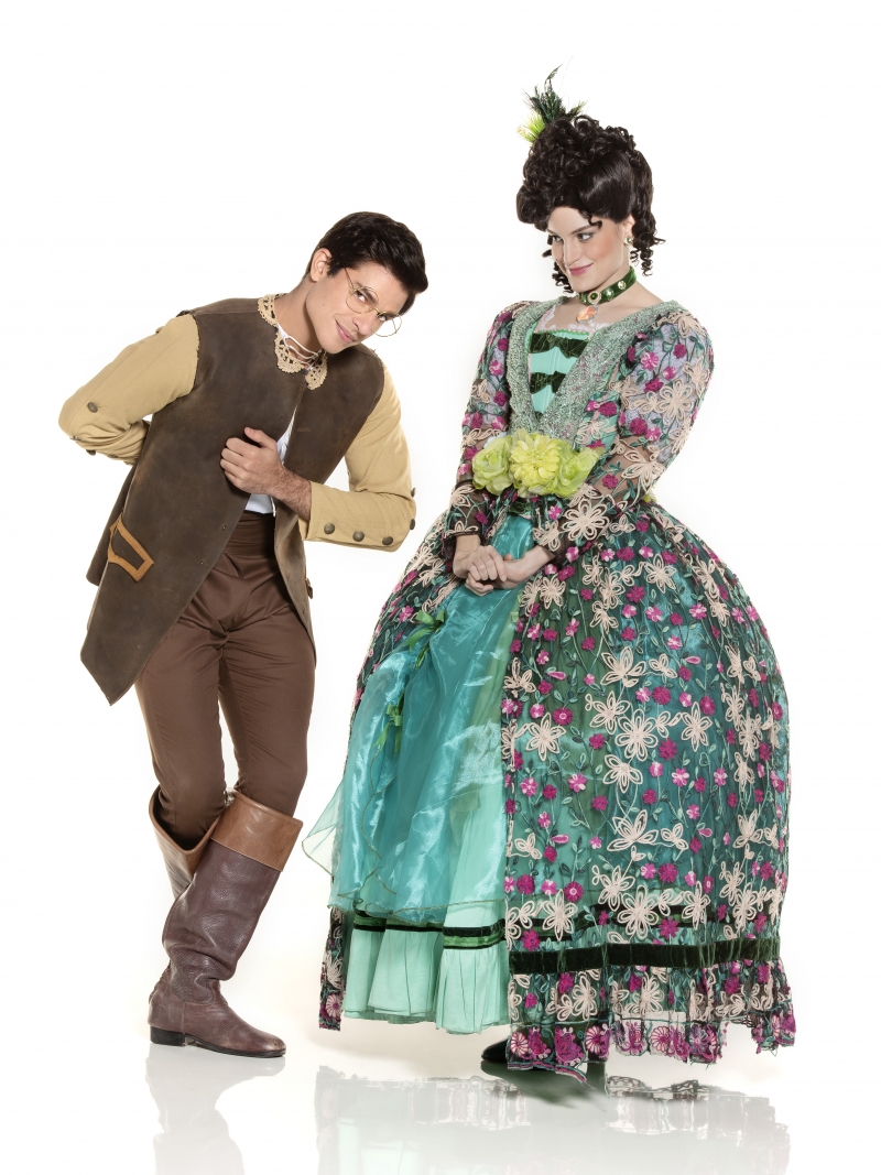 Review: R&H CINDERELLA Returns to Sao Paulo With Stellar Cast Image